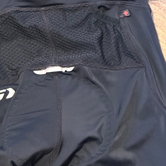 Louis Garneau Triathlon Shorts - Size M - Picture 7 of 9